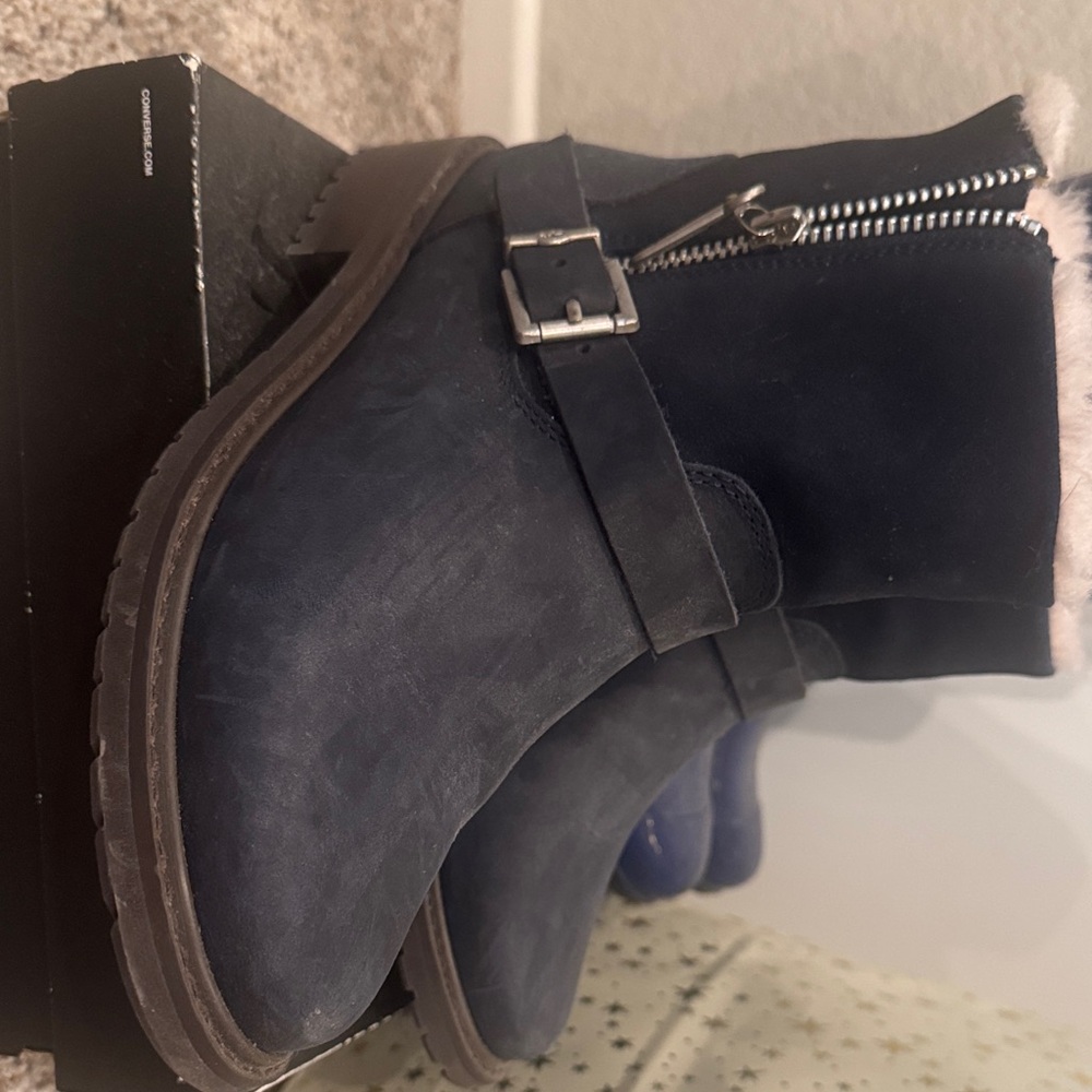Emu Dark Blue Ankle Boots with Zipper and Buckle